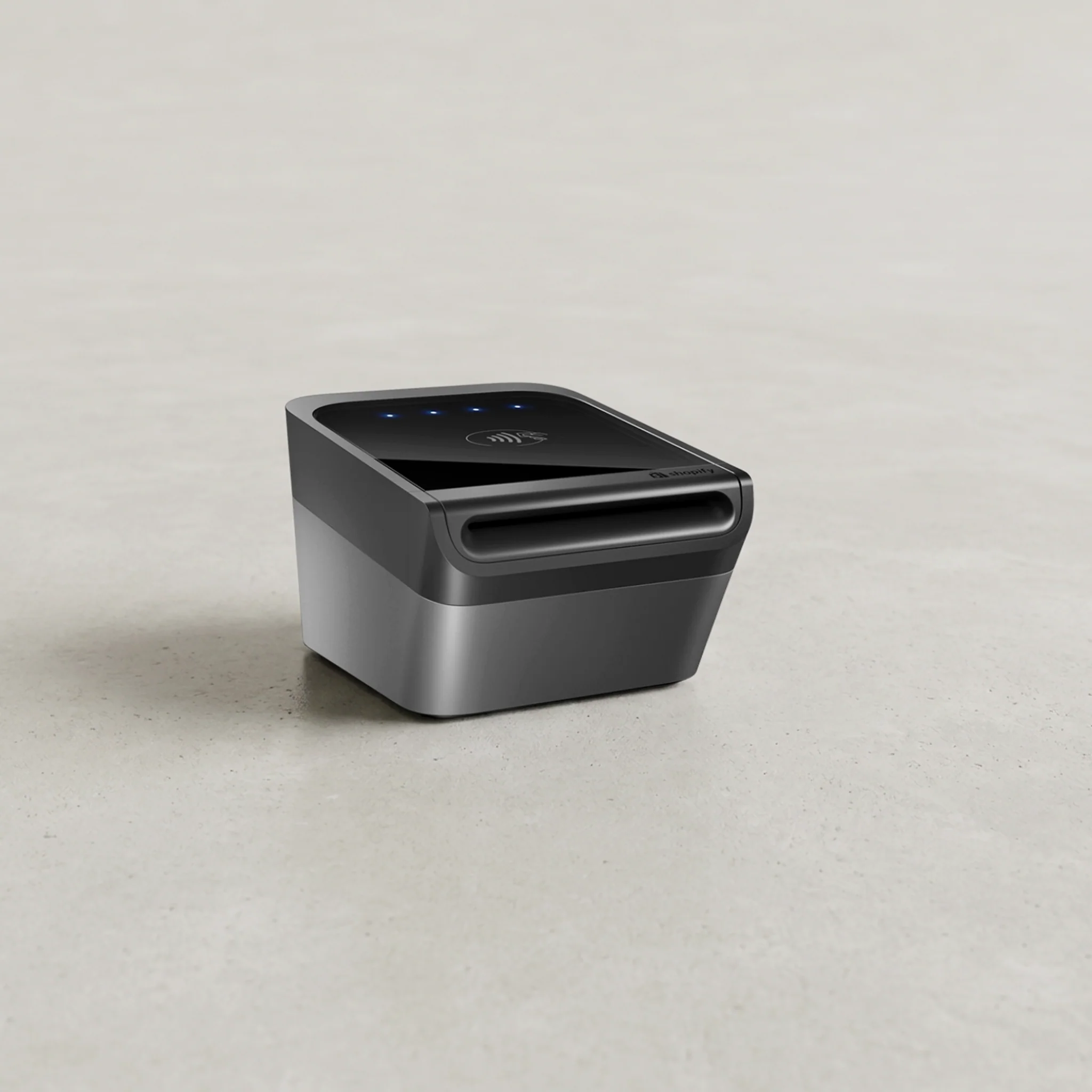 Shopify Tap & Chip Card Reader with Dock (US only) - Image 3